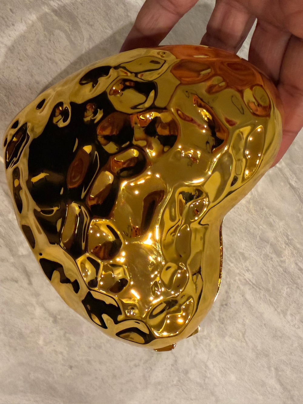 Decorative Gold Metallic Heart Accent purse